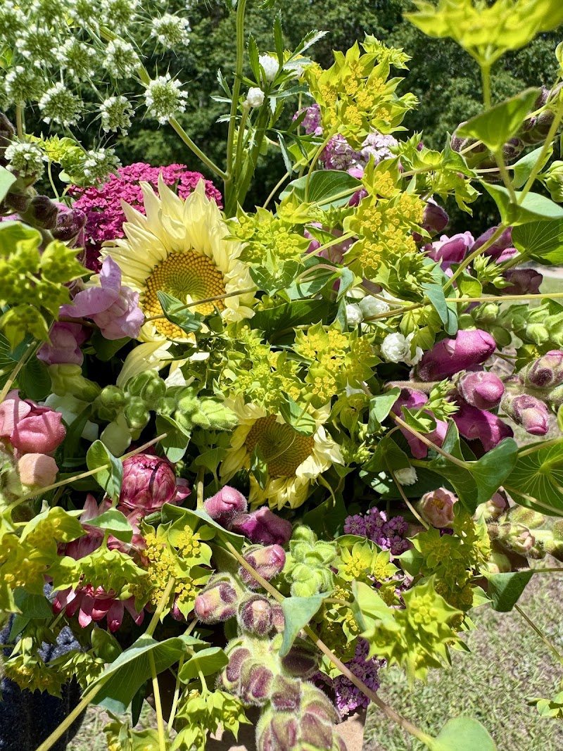 ONE HUBCAP FARM, LLC florist in Blythewood SC